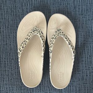 Crocs Women's Leopard Print Sandals - Cream
